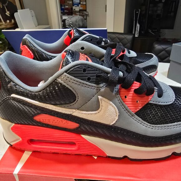 Nike Air Max 90 Premium Carbon Fiber Infrared -HM9432-001- MENS SIZE 10 - Picture 5 of 12